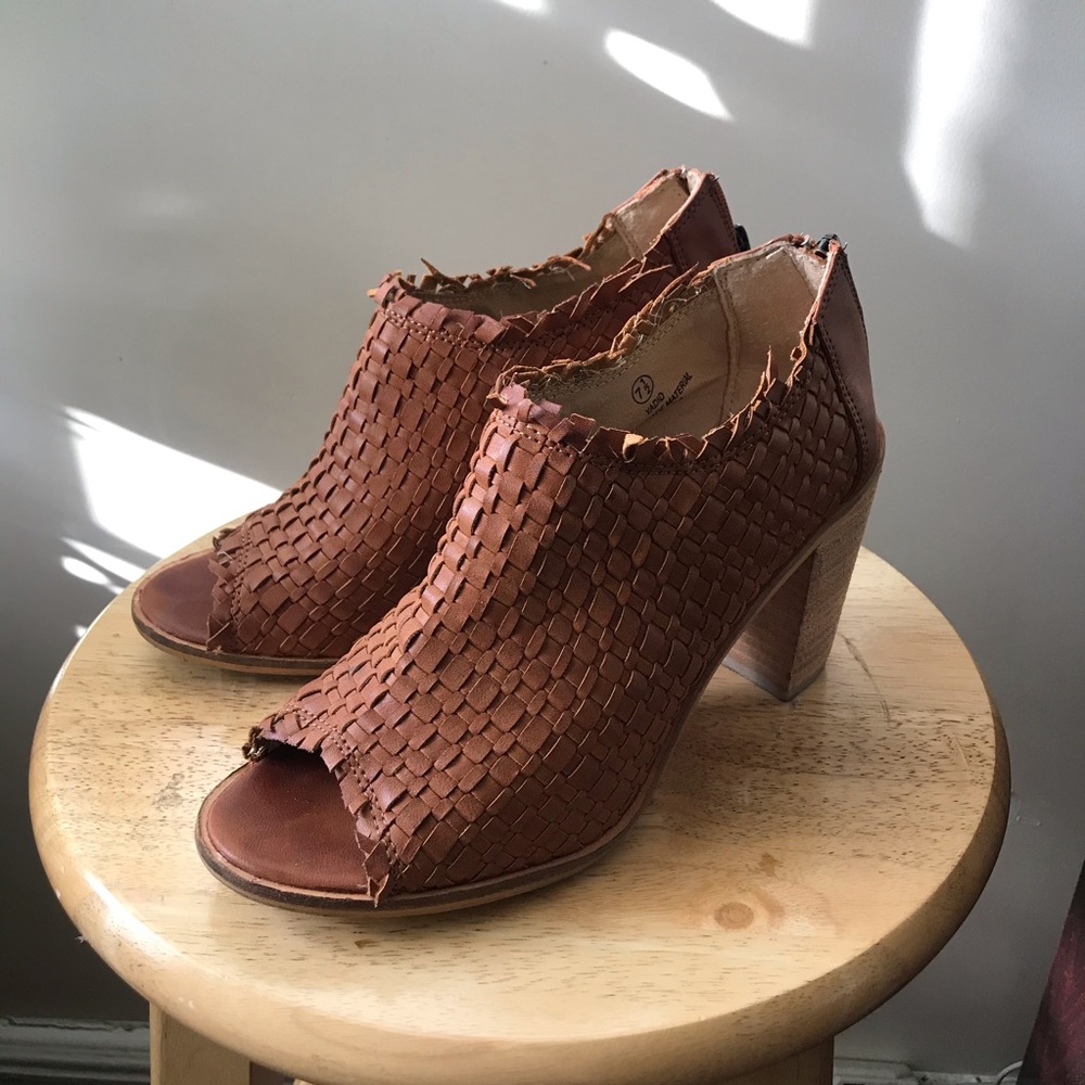 Catherine Malandrino Boho Woven Peep Toe Booties
